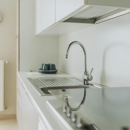 De Rossi 43 アパート *